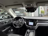 Volvo V60 2.0 B4 Momentum Bus. |Carplay|Adapt.Cruise|Trekhaak| Foto