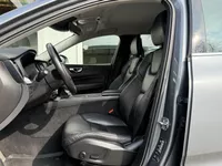 Volvo XC60 2.0 T5 AWD Momentum Pro |Navi|Leder|Trekhaak| Foto