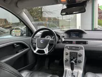 Volvo V70 2.0 T5 Summum Aut. |Leder|Memory|Trekhaak| Foto